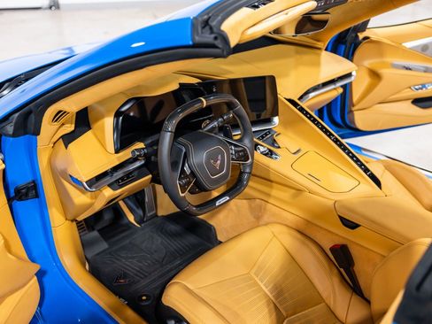 Used 2023 Chevrolet Corvette Z06 RWD image 36
