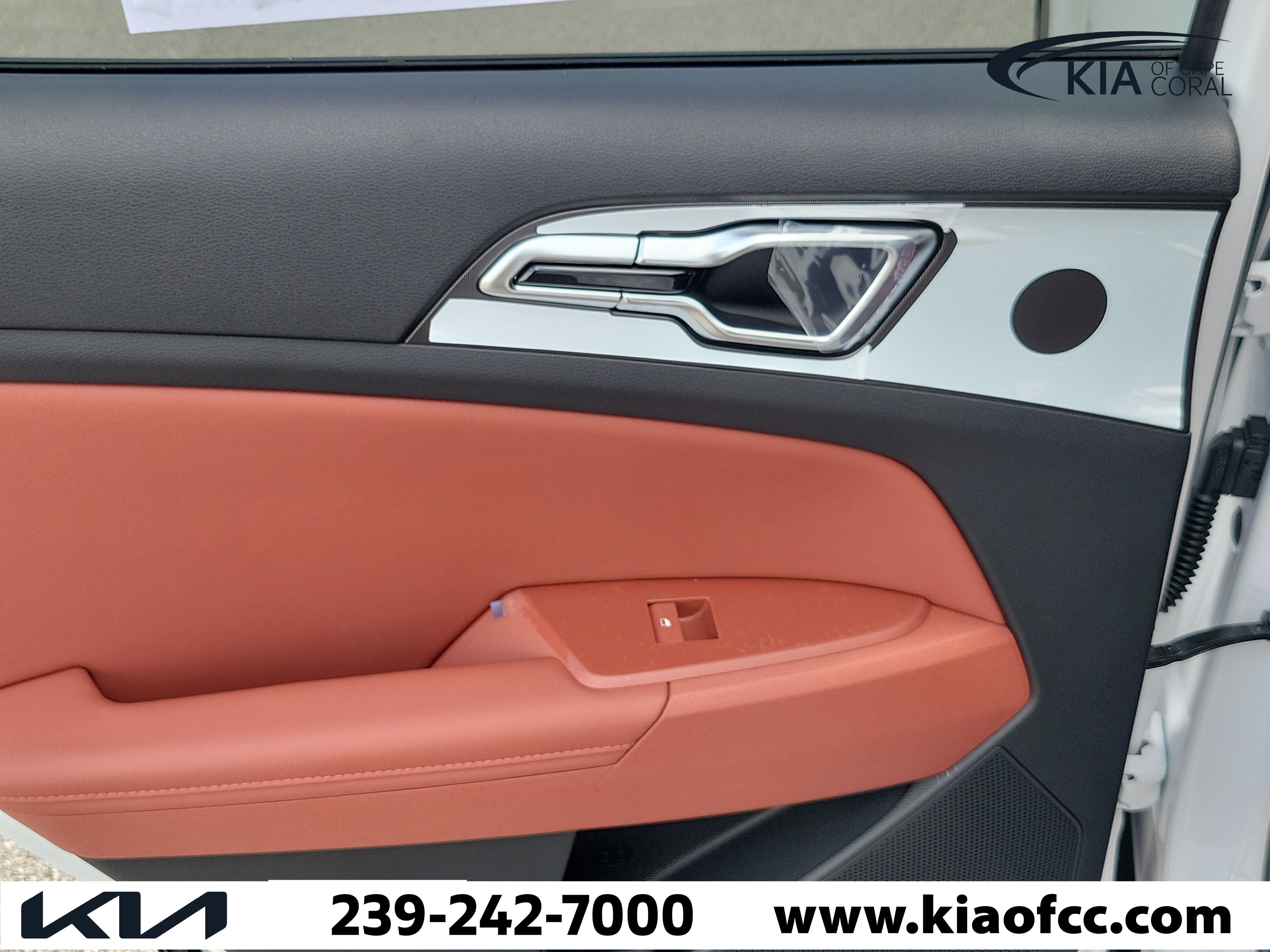 New 2027 Kia Sportage SX FWD image 14