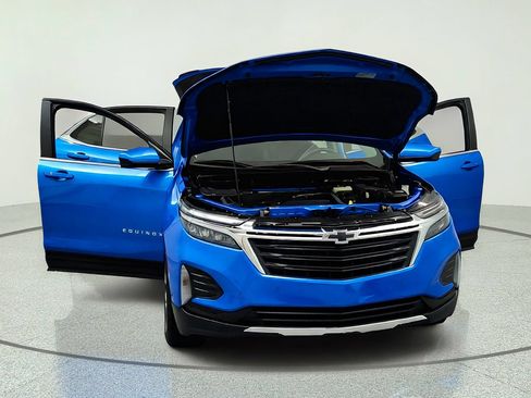 Certified 2024 Chevrolet Equinox LT w/ LPO, Floor Liner Package FWD image 15