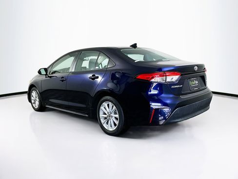 Used 2023 Toyota Corolla LE image 5