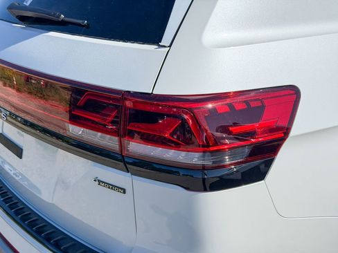 New 2026 Volkswagen Atlas Peak Edition AWD/4WD image 8