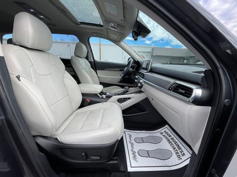Used 2020 Kia Telluride EX w/ EX Premium Package image 27