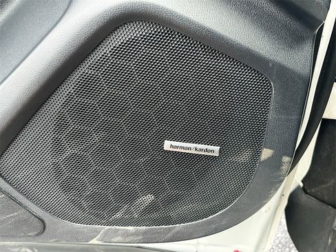 Used 2023 Subaru Ascent Touring image 19