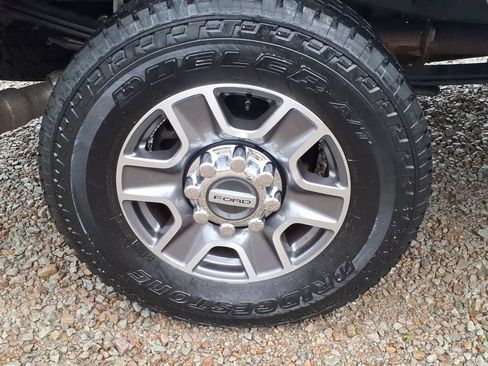 Used 2026 Ford F250 Lariat AWD/4WD image 13
