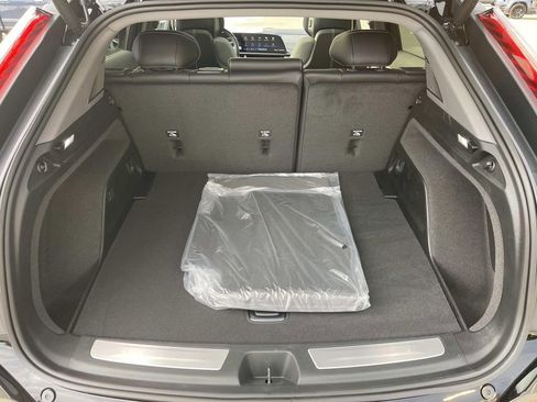 New 2026 Cadillac Optiq Luxury 1 image 12
