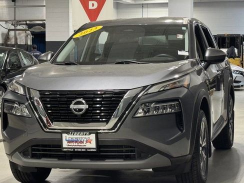 Used 2023 Nissan Rogue SV AWD/4WD image 26