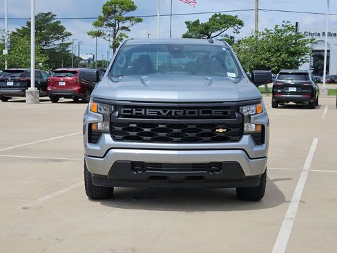 Used 2025 Chevrolet Silverado 1500 Custom AWD/4WD image 2