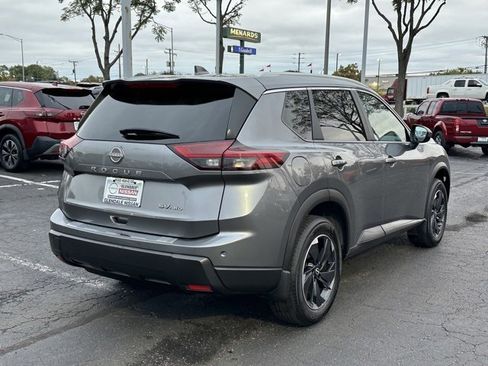 Certified 2024 Nissan Rogue SV w/ SV Premium Package image 7
