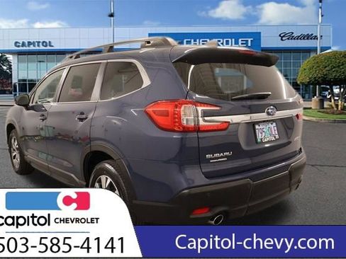 Used 2025 Subaru Ascent Premium w/ Popular Package #2 AWD/4WD image 5