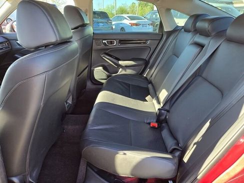 Used 2022 Honda Civic Touring image 12