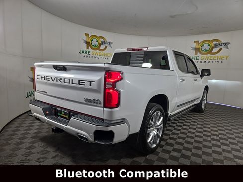 Used 2024 Chevrolet Silverado 1500 High Country AWD/4WD image 9