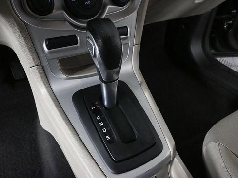 Used 2015 Ford Fiesta SE image 13