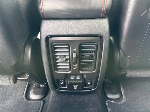 Used 2025 Dodge Durango R/T AWD/4WD image 37