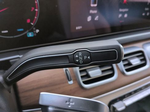 Used 2024 Mercedes-Benz GLE 350 GLE 350 image 33