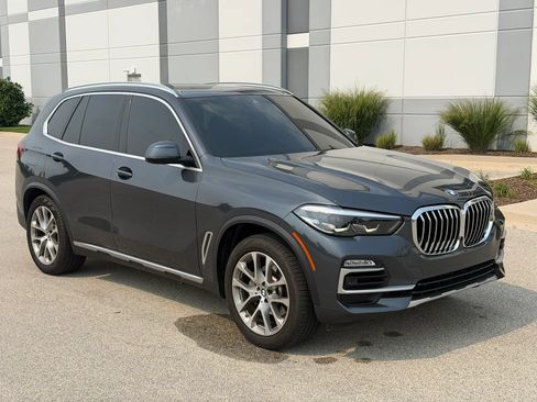 Used 2021 BMW X5 sDrive40i w/ Convenience Package RWD image 3