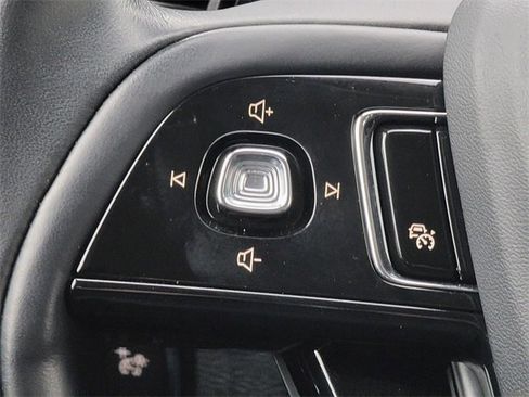 Certified 2023 Lincoln Corsair Reserve w/ Equipment Group 201A image 33