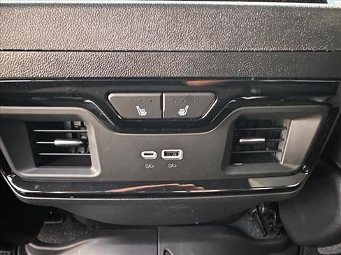 New 2026 GMC Sierra 2500 AT4 w/ AT4 Premium Plus Package image 20