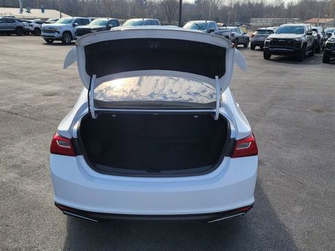 Used 2023 Chevrolet Malibu RS FWD image 11