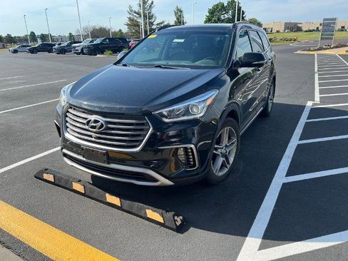 Used 2017 Hyundai Santa Fe Limited AWD/4WD image 3