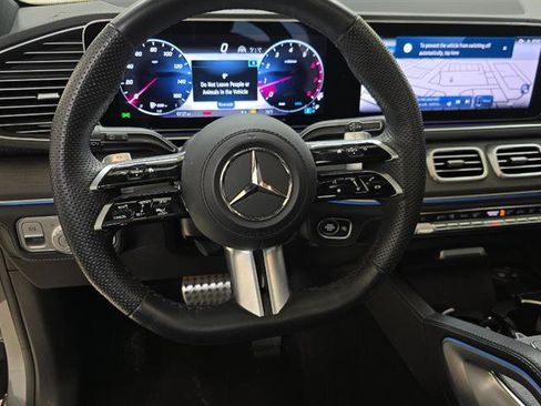 Used 2024 Mercedes-Benz GLS 450 4MATIC image 12