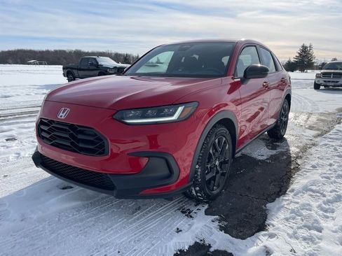 Used 2025 Honda HR-V Sport image 7