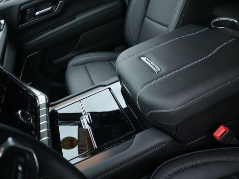 New 2026 GMC Yukon Denali w/ Sun & Power Step Package image 28