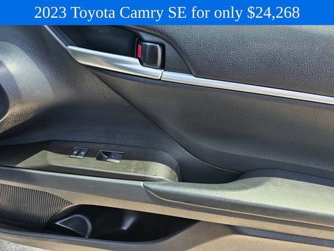 Used 2023 Toyota Camry SE w/ Convenience Package FWD image 11