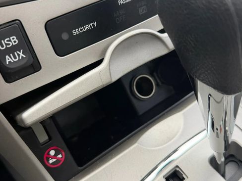 Used 2013 Toyota Corolla LE Special Edition image 19