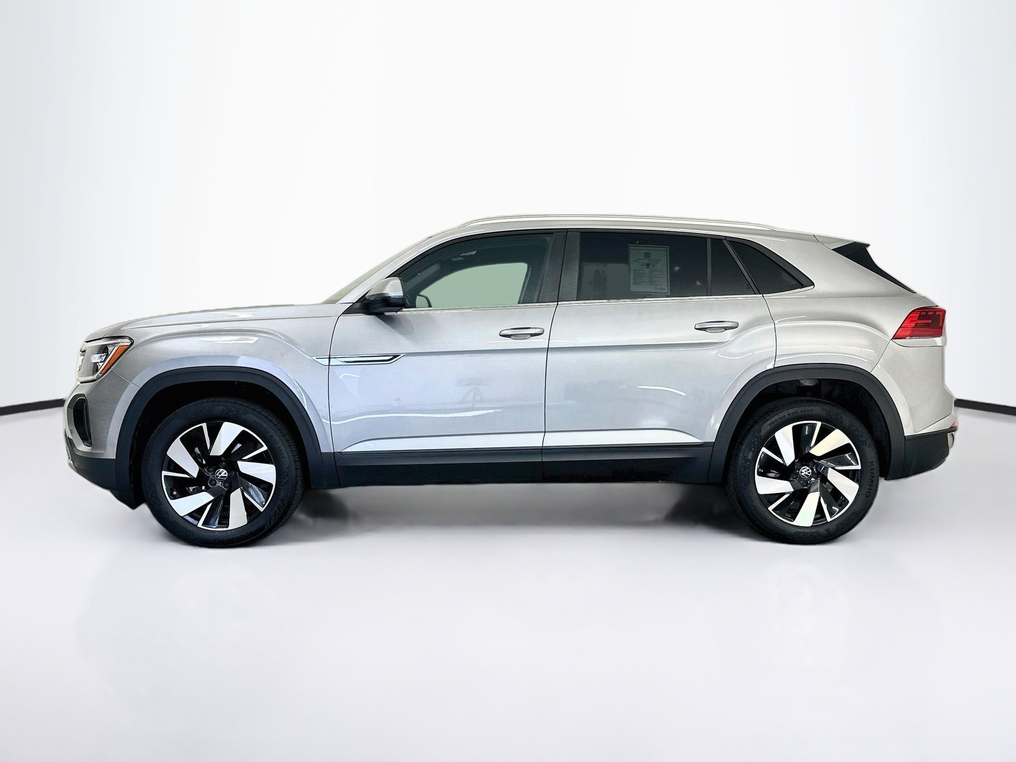 Used 2026 Volkswagen Atlas Cross Sport SE AWD/4WD image 4