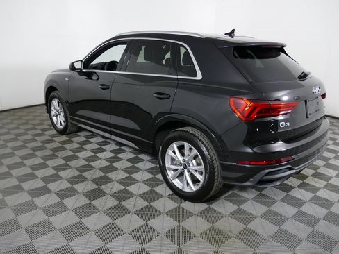 Certified 2025 Audi Q3 2.0T Premium Plus w/ Premium Plus Package image 5