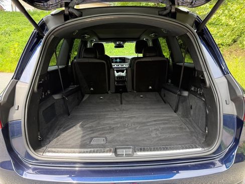 Used 2021 Mercedes-Benz GLS 580 4MATIC image 23