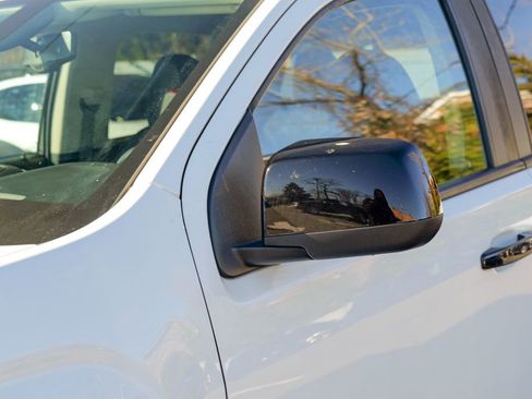 Used 2022 GMC Canyon AT4 image 12