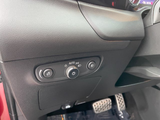 Used 2023 Buick Encore GX Select w/ Sport Touring Package FWD image 18