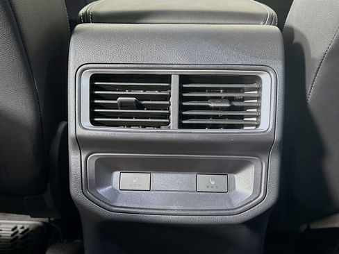 Certified 2024 Volkswagen Atlas Cross Sport SEL R-Line image 24