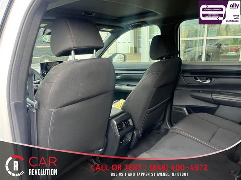 Used 2024 Honda CR-V Sport image 32