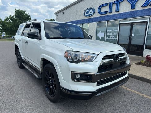 Used 2021 Toyota 4Runner Nightshade AWD/4WD image 2