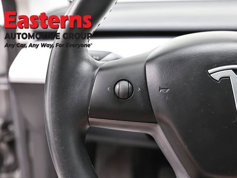 Used 2018 Tesla Model 3 Long Range image 15