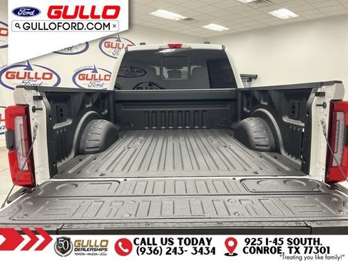 Used 2026 Ford F250 Platinum AWD/4WD image 11