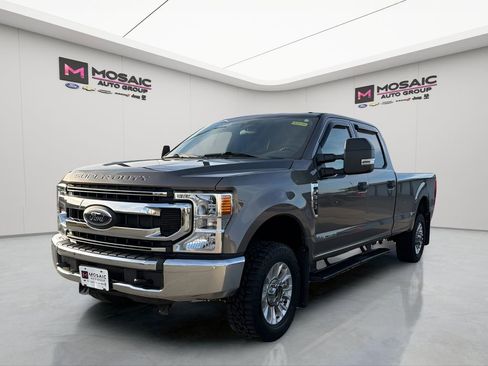 Used 2020 Ford F350 XLT image 4