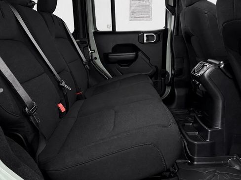 Used 2023 Jeep Wrangler Unlimited w/ Cold Weather Group AWD/4WD image 17