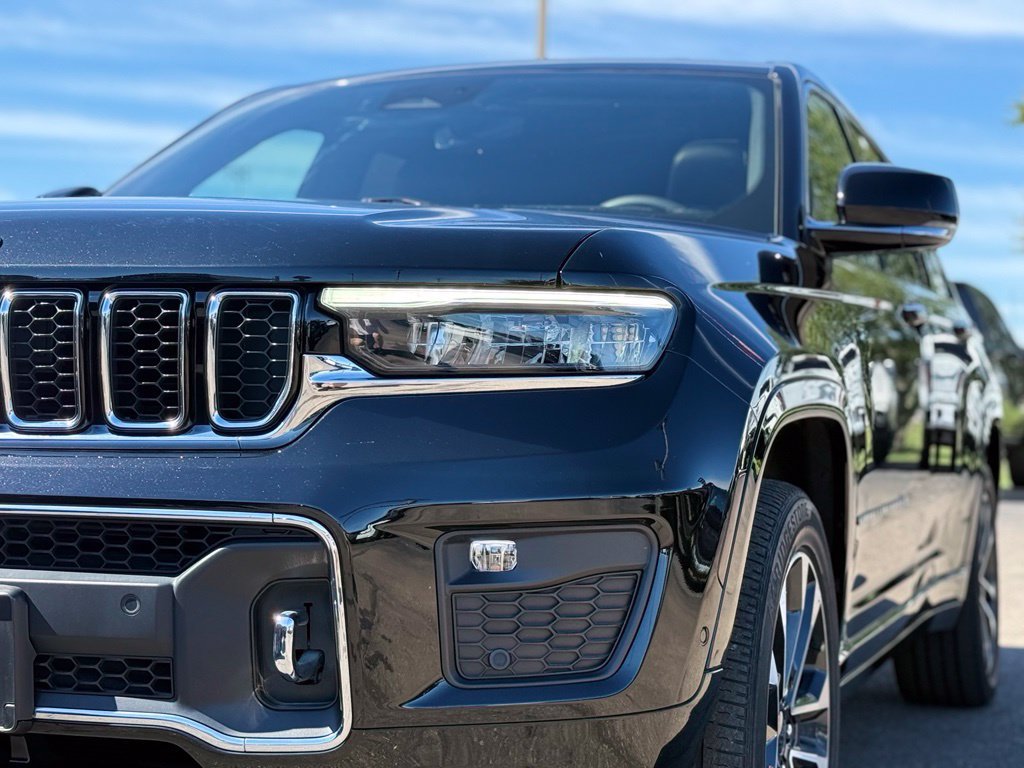 Used 2023 Jeep Grand Cherokee L Overland AWD/4WD image 47