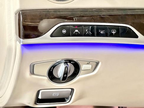 Used 2019 Mercedes-Benz Maybach S 650 image 37