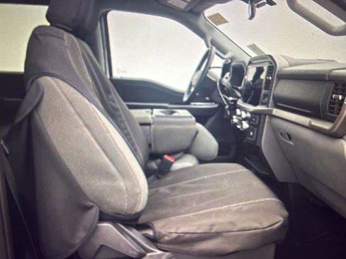 Used 2025 Ford F150 XLT w/ Equipment Group 301A Standard image 12