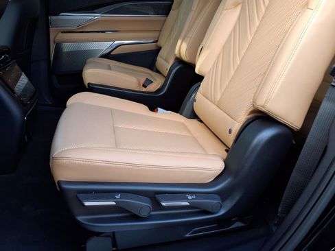 New 2025 Cadillac Escalade IQ Luxury 2 image 14