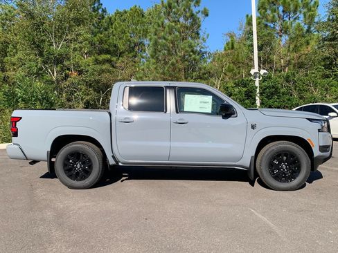 New 2026 Nissan Frontier SV RWD image 4