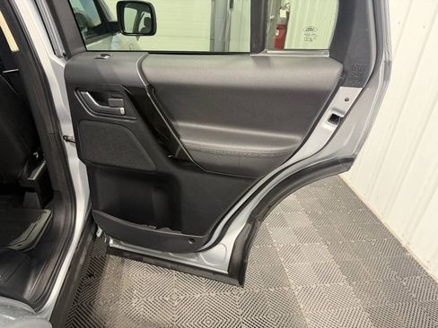 Used 2013 Land Rover LR2 HSE AWD/4WD image 19