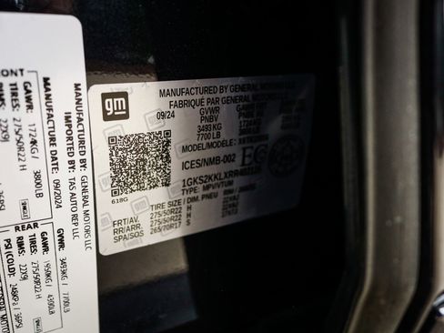 Used 2024 GMC Yukon XL Denali Ultimate image 37