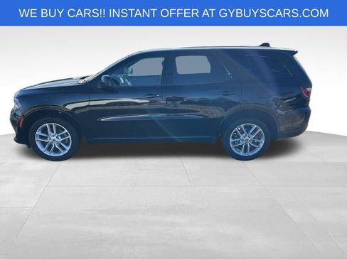 Used 2023 Dodge Durango GT image 3