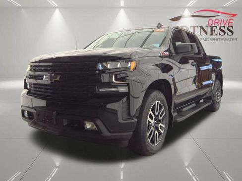 Used 2020 Chevrolet Silverado 1500 RST AWD/4WD image 3