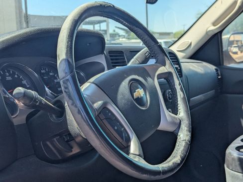Used 2009 Chevrolet Silverado 1500 LT w/ Power Pack Plus AWD/4WD image 7